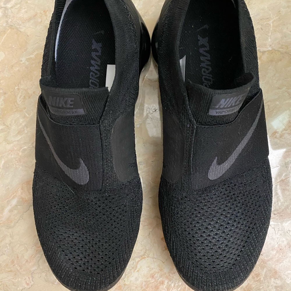 Nike Women’s VaporMax Moc